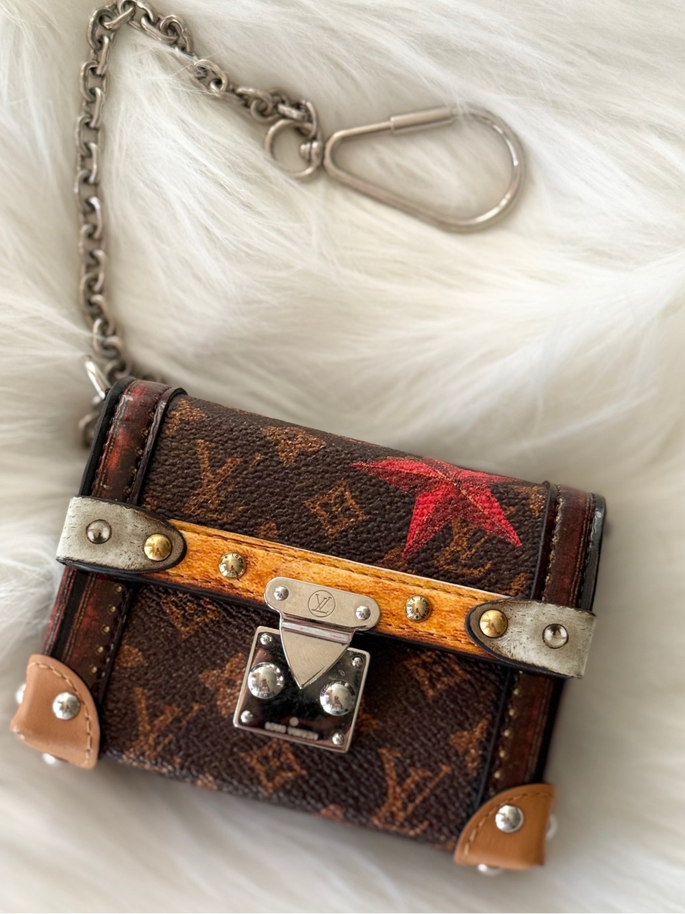 LOUIS VUITTON ESSENTIAL TRUNK NOIR BAG CHARM MONOGRAM MICRO MINI BAG RARE!